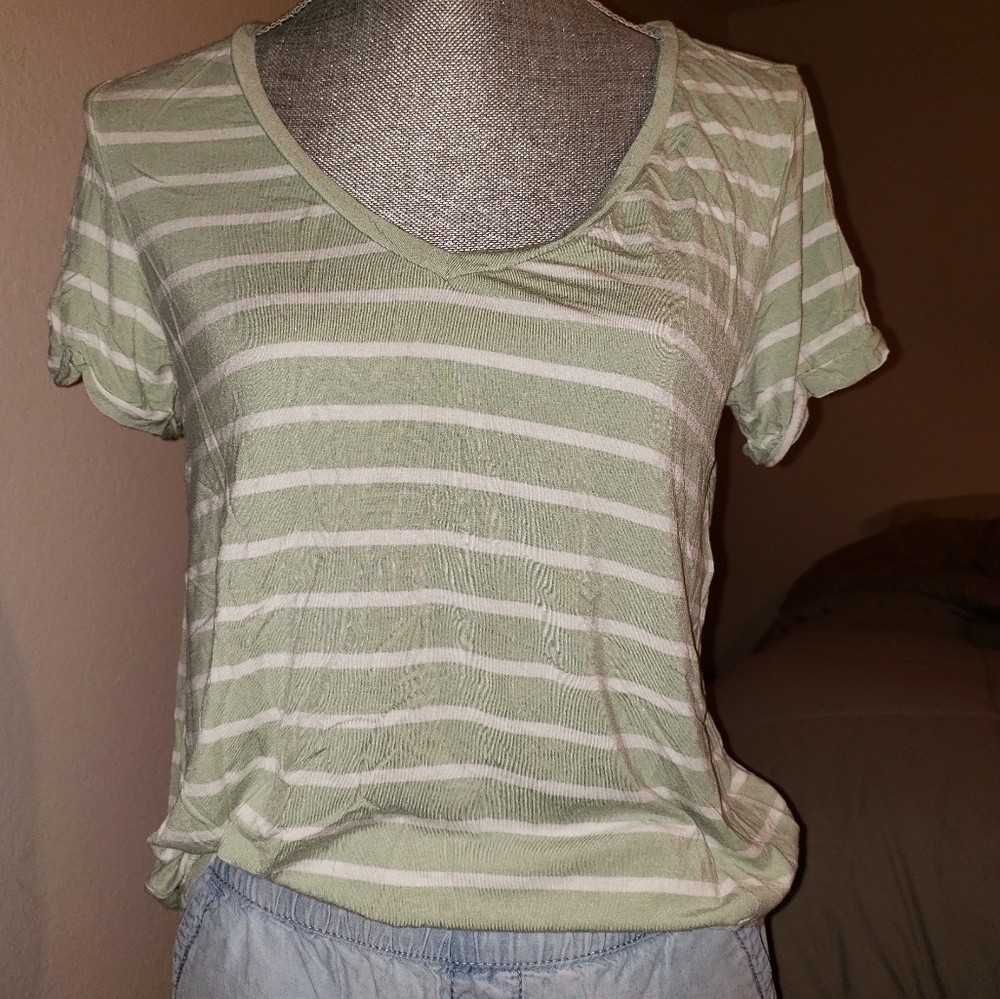 American Eagle Soft & Sexy T